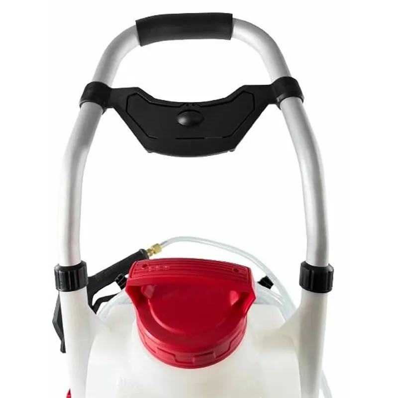 Crosstec wheeled sprayer